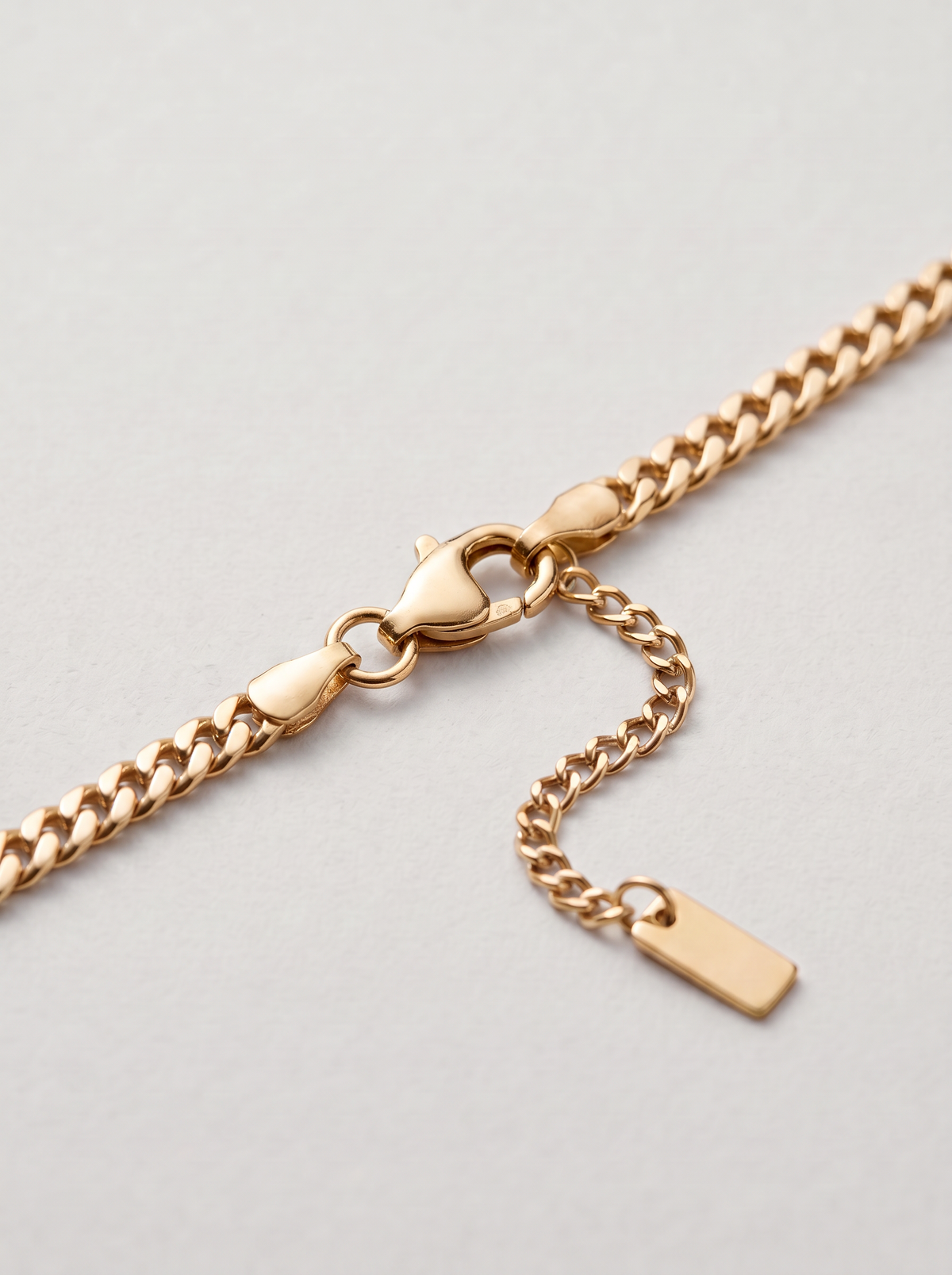 Cuban Bracelet 3mm in gold, clasp and adjustable extender